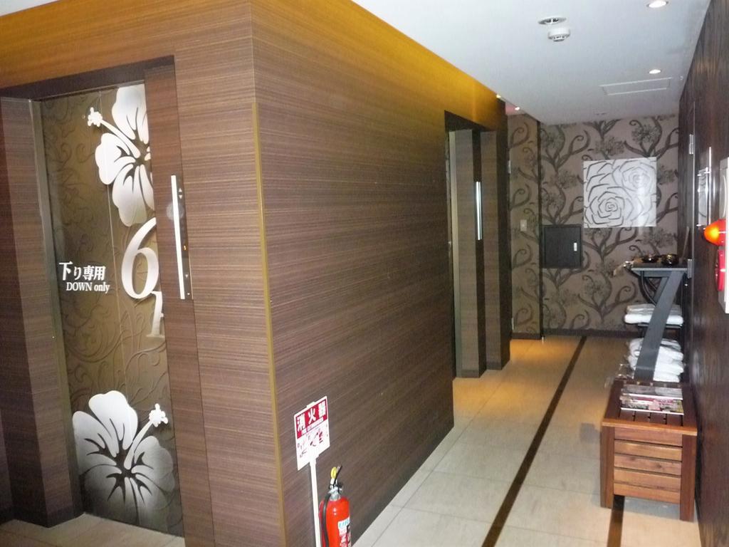 Hotel Lei (Adults Only) Фунабасі Екстер'єр фото